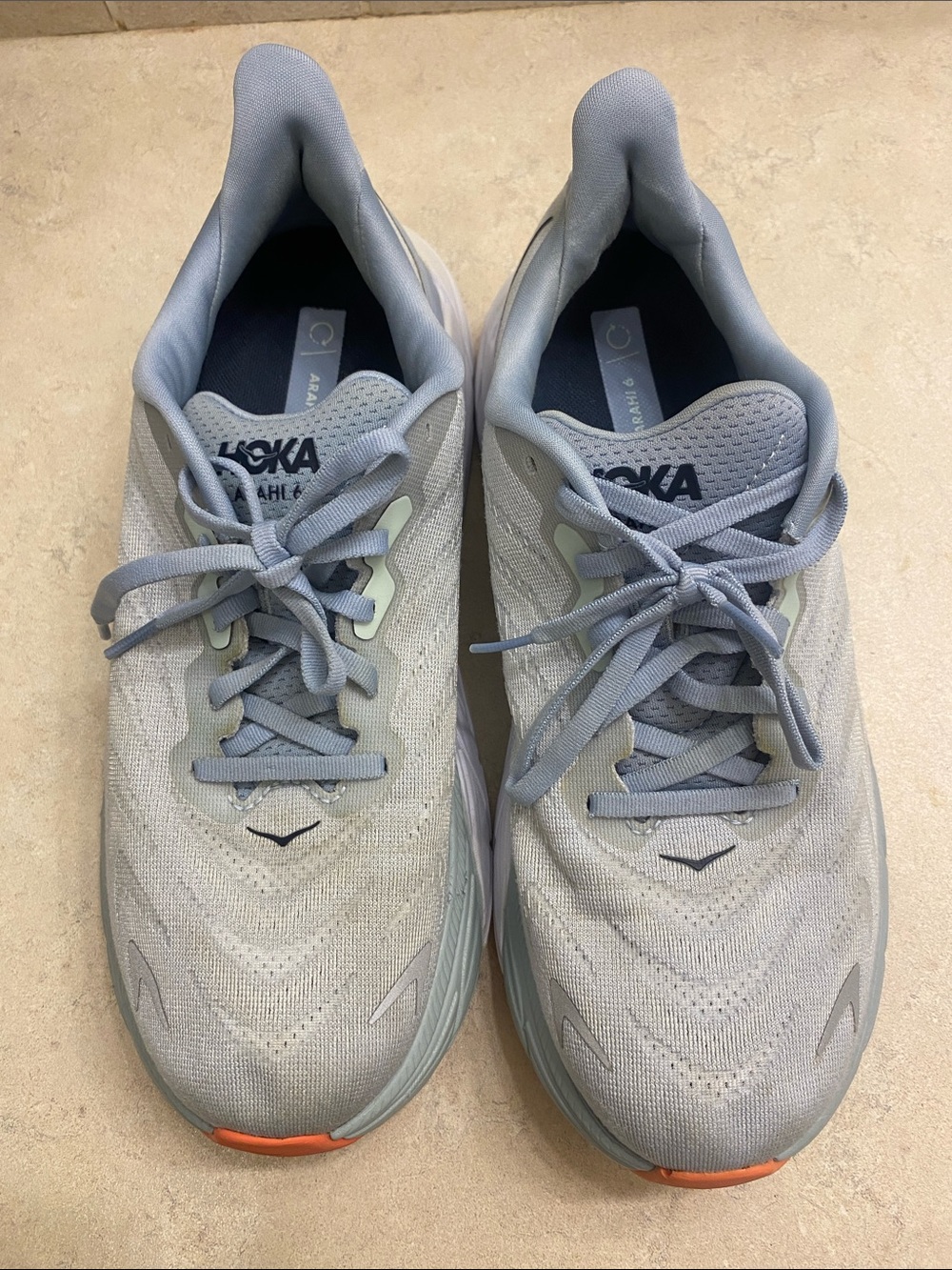 Hoka One Arahi 6 Womens 9 EUC - Picture 6 of 9